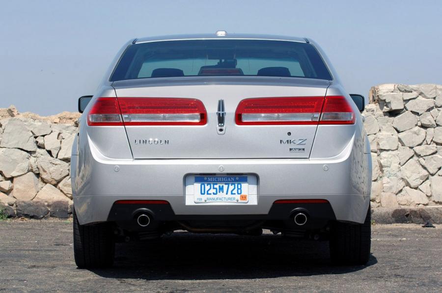  Lincoln MKZ 2010 года  (фото 47 из 211)